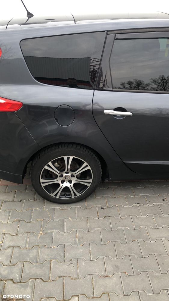 Renault Scenic dCi 130 FAP Bose Edition - 7