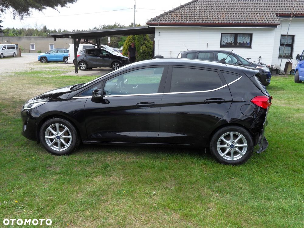 Ford Fiesta 1.0 EcoBoost S&S TITANIUM - 2
