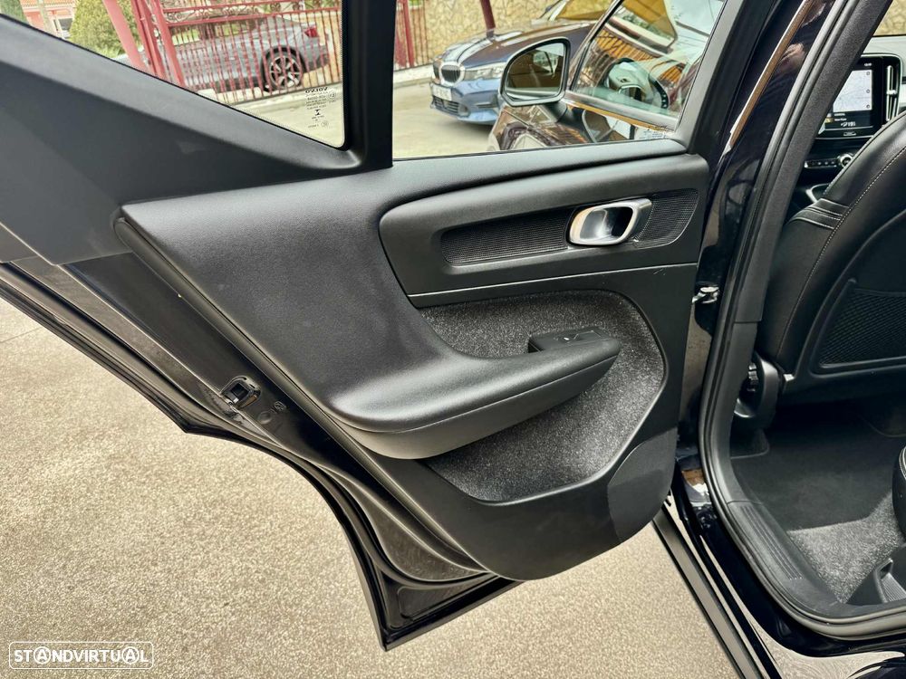 Volvo XC 40 2.0 D3 Momentum - 14