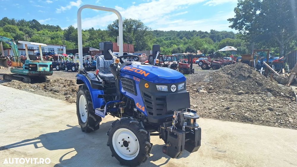 Bizon Tractor 25 CP cu carte japonez, model 4x4 - 6