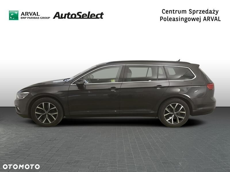Volkswagen Passat - 3