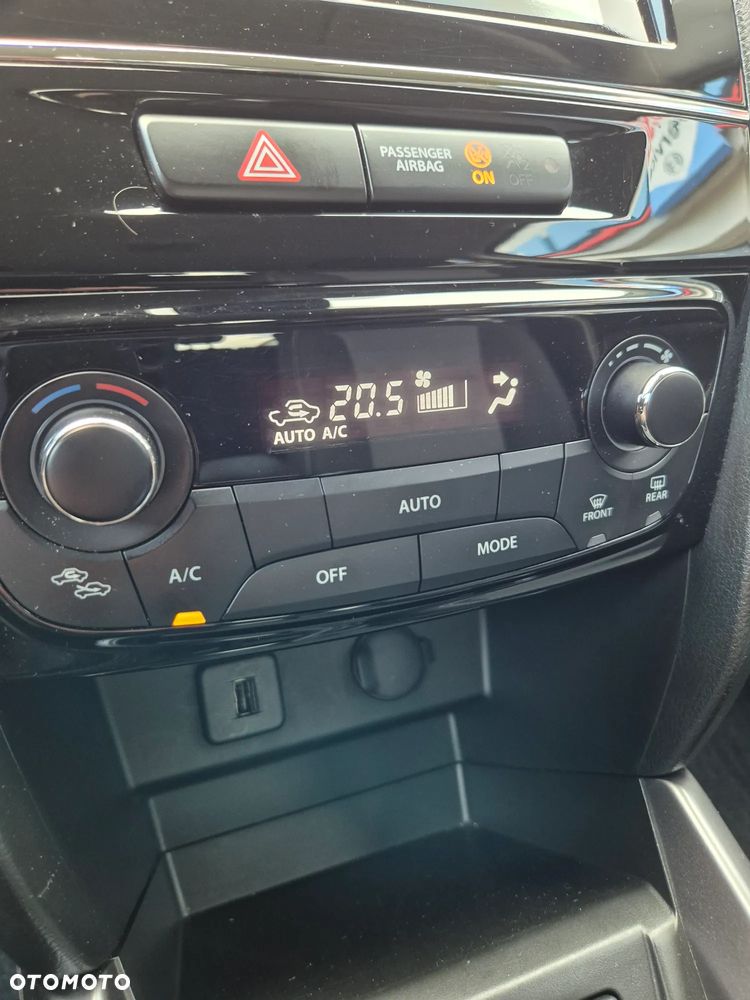 Suzuki Vitara 1.4 Boosterjet SHVS Premium 2WD - 15