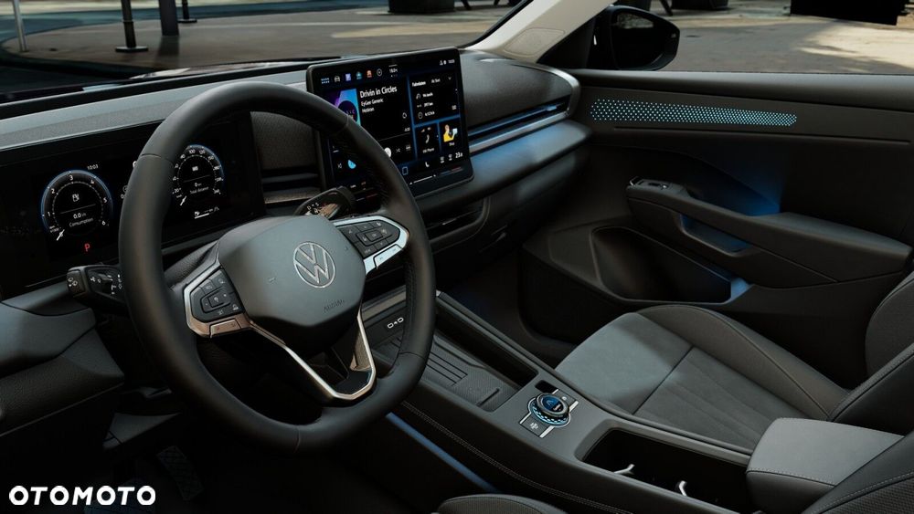 Volkswagen T-Roc - 5