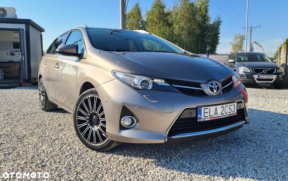 Toyota Auris 1.6 Premium Start - 22