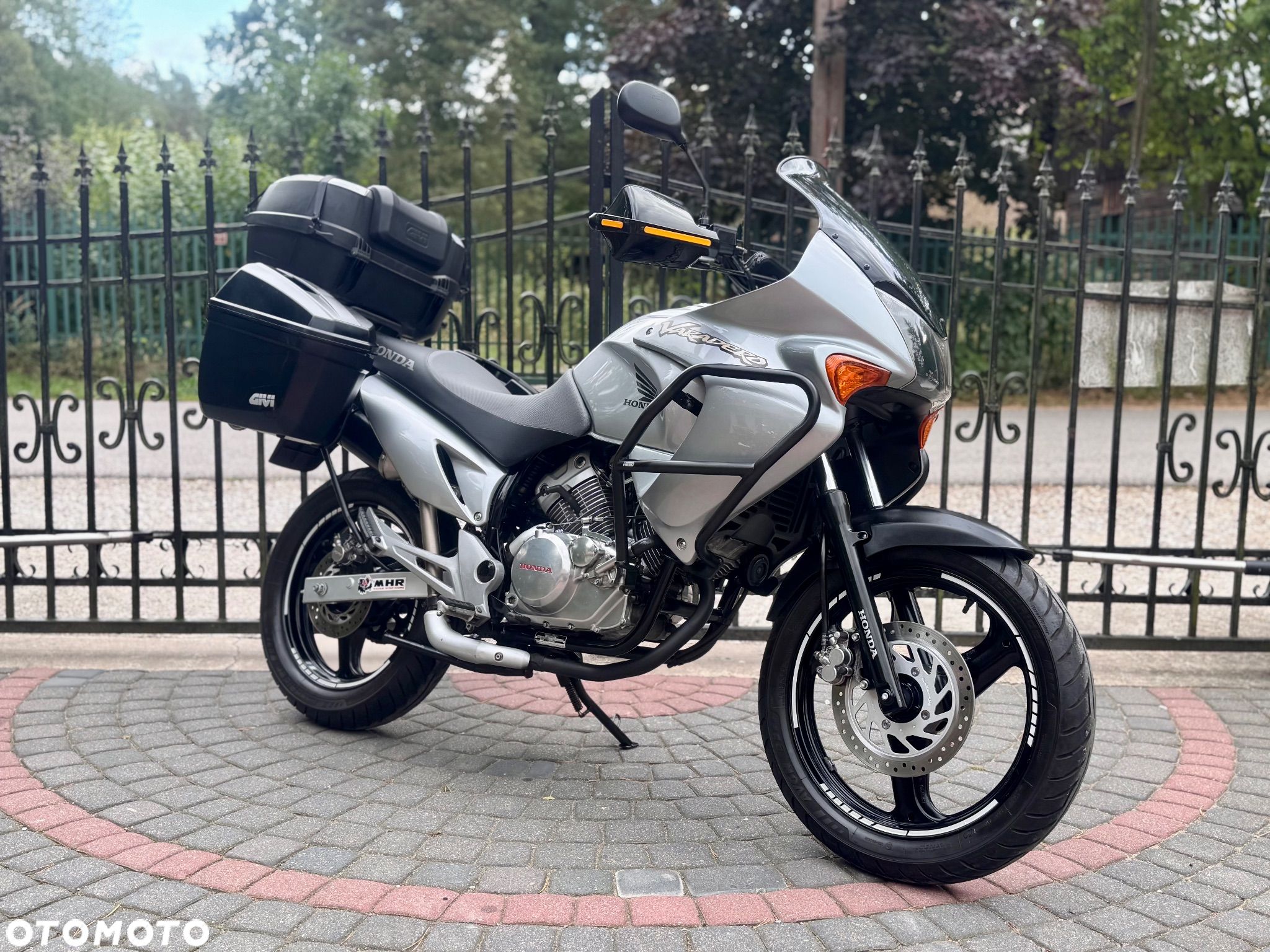 Honda XL - 1