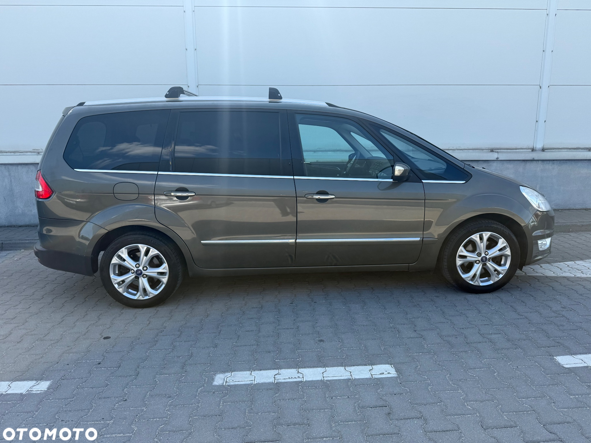 Ford Galaxy 2.0 TDCi Trend - 16