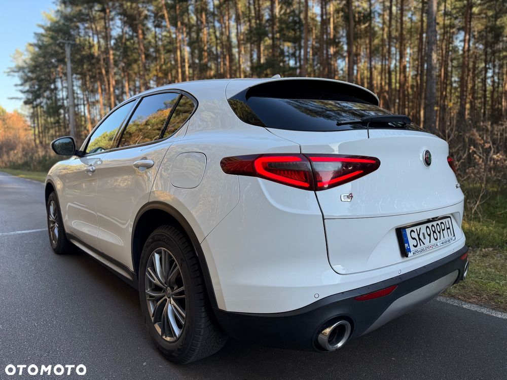 Alfa Romeo Stelvio 2.0 Turbo Sprint Q4 - 17