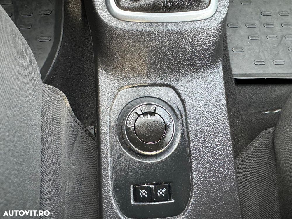 Dacia Duster Blue dCi 115 4WD Comfort - 19