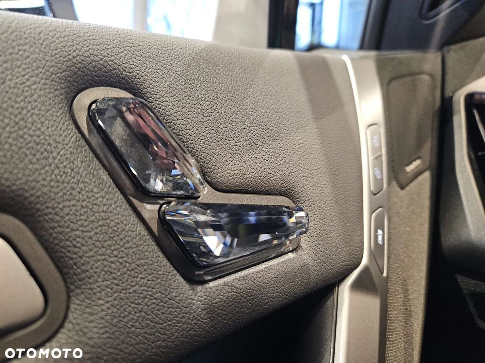 BMW iX xDrive45 - 15