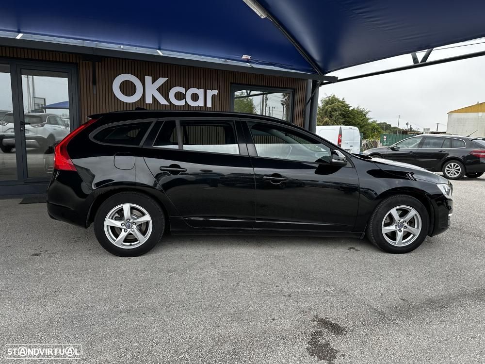 Volvo V60 2.0 D2 Momentum - 10