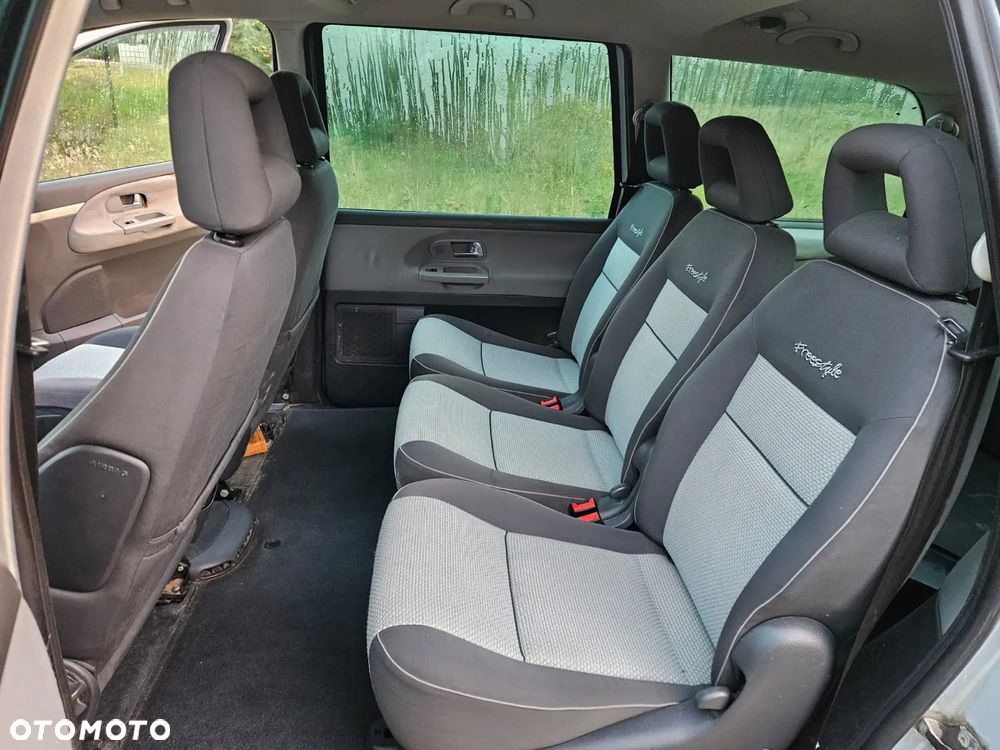 Volkswagen Sharan - 7