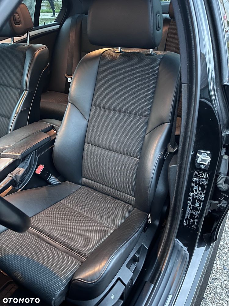BMW Seria 5 525d - 3