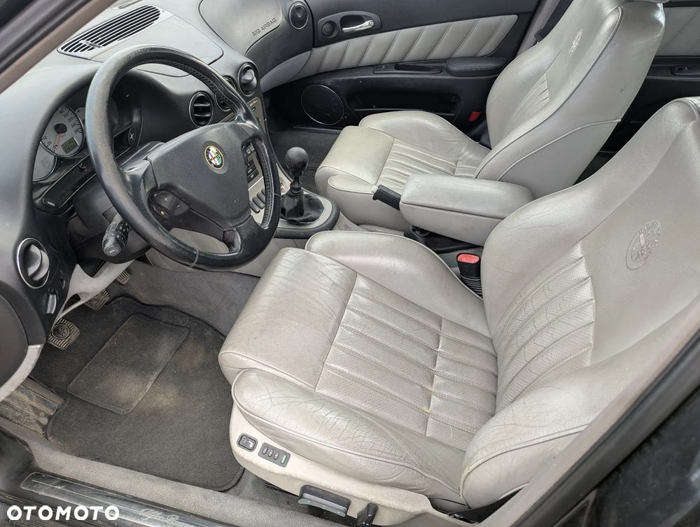 Alfa Romeo 166 2.4 JTD Distinctive - 5