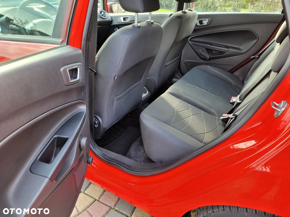 Ford Fiesta - 11