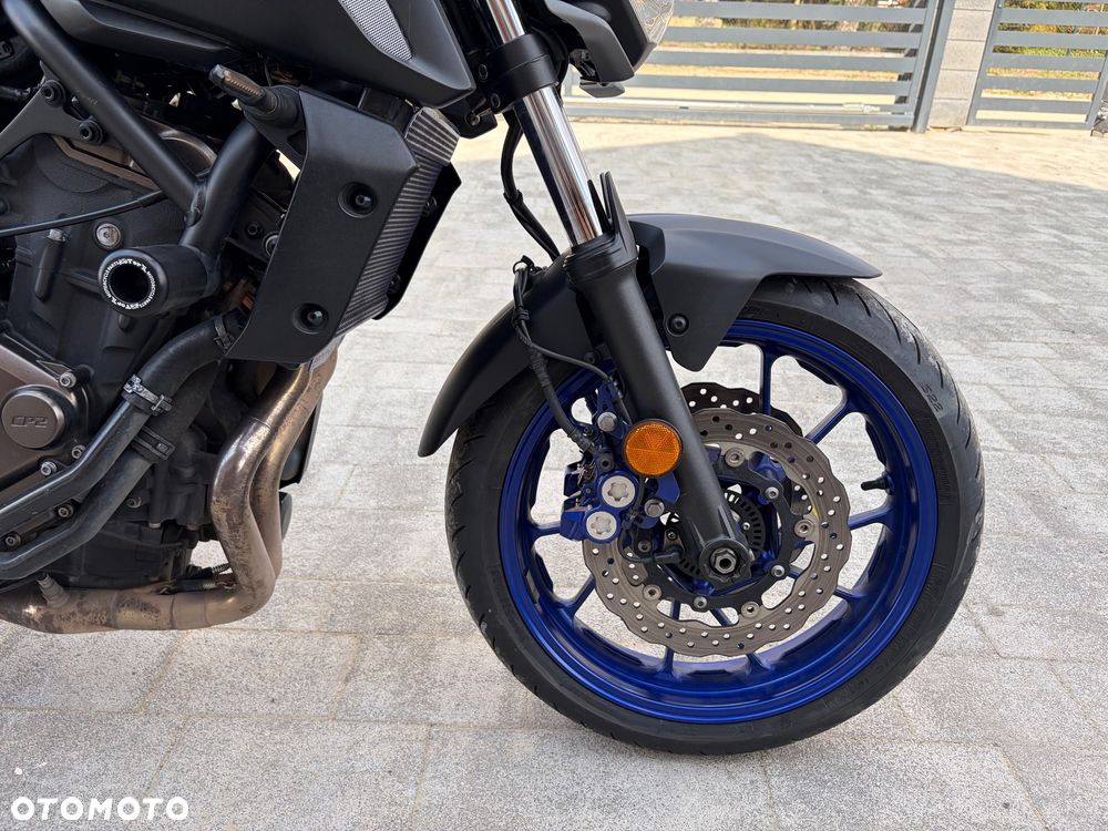 Yamaha MT - 17