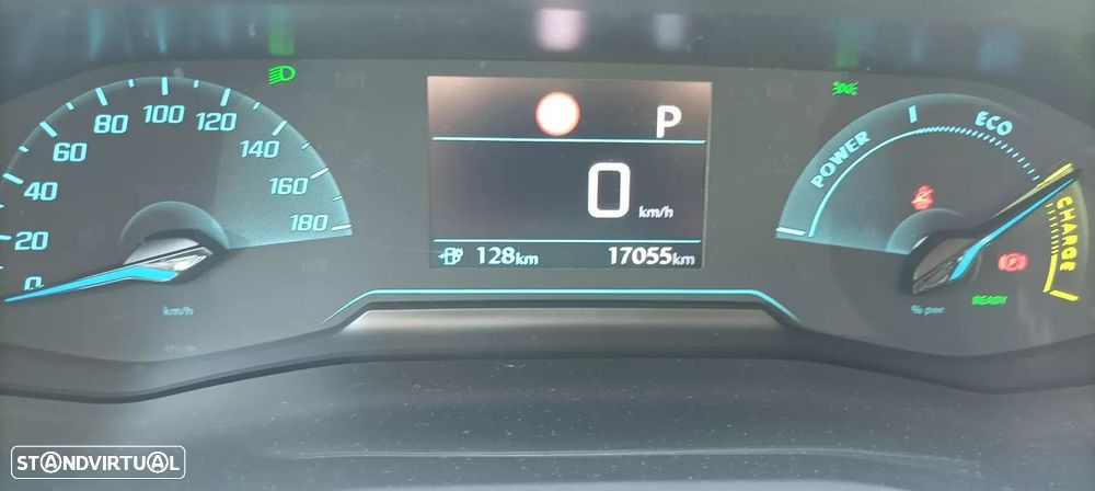 Peugeot e-208 - 15