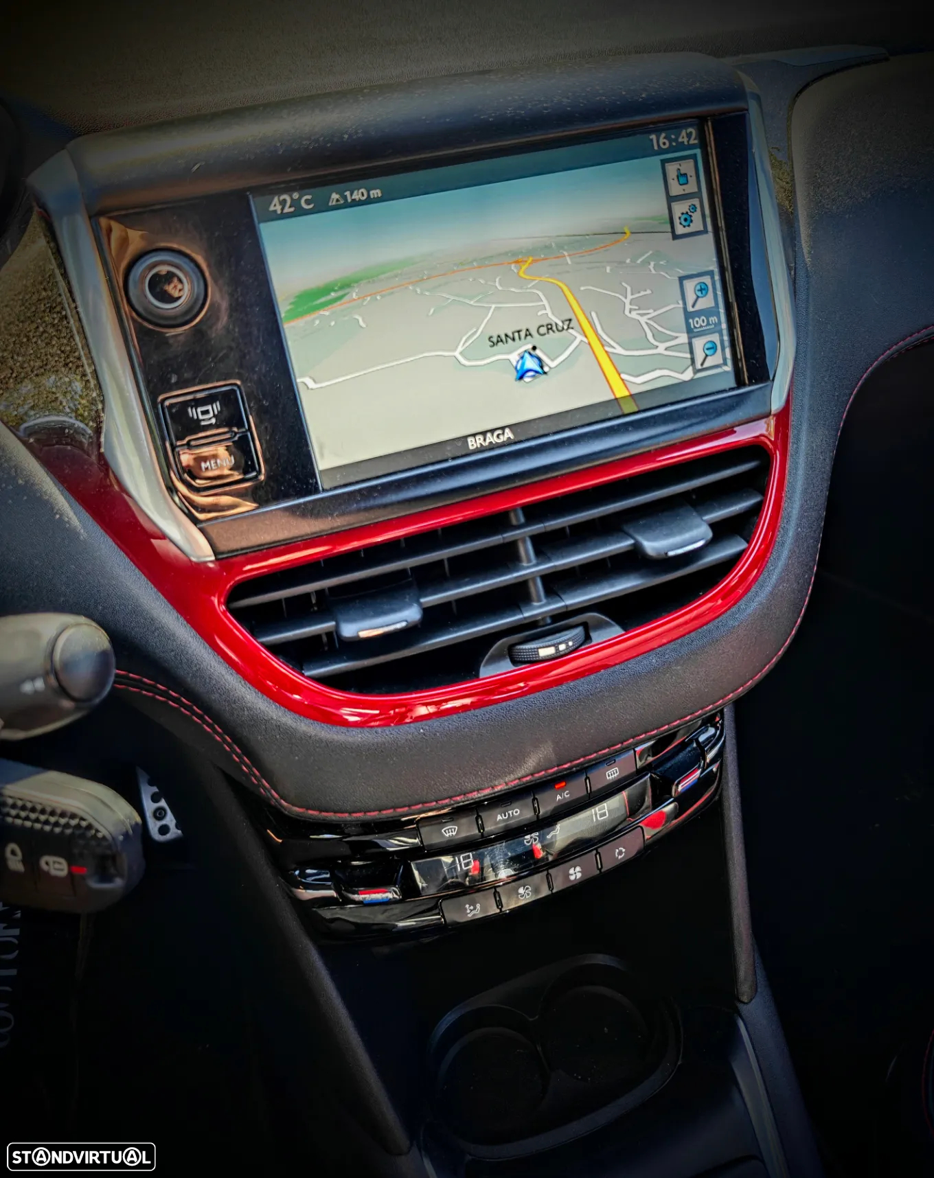 Peugeot 208 GTI 200 THP - 20