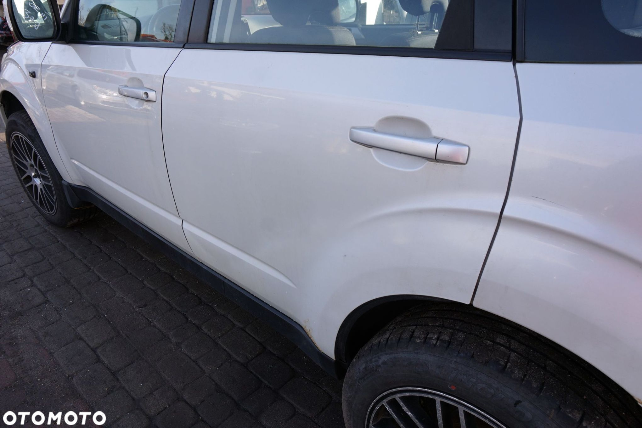 DRZWI TYLNE LEWE FORESTER III SH 37J  BIAŁY SUBARU 2008-2013 - 4