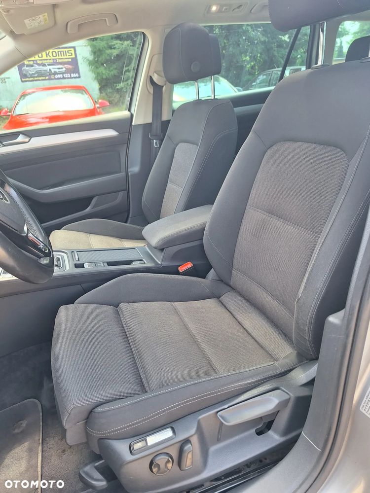 Volkswagen Passat 2.0 TDI BMT Comfortline DSG - 19
