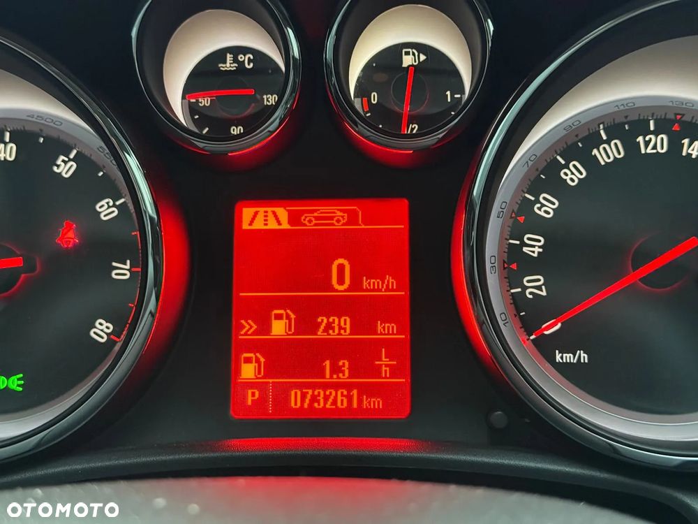 Opel Astra - 10