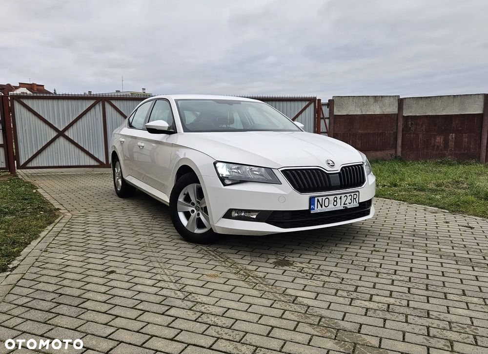 Skoda Superb 1.6 TDI Style - 1