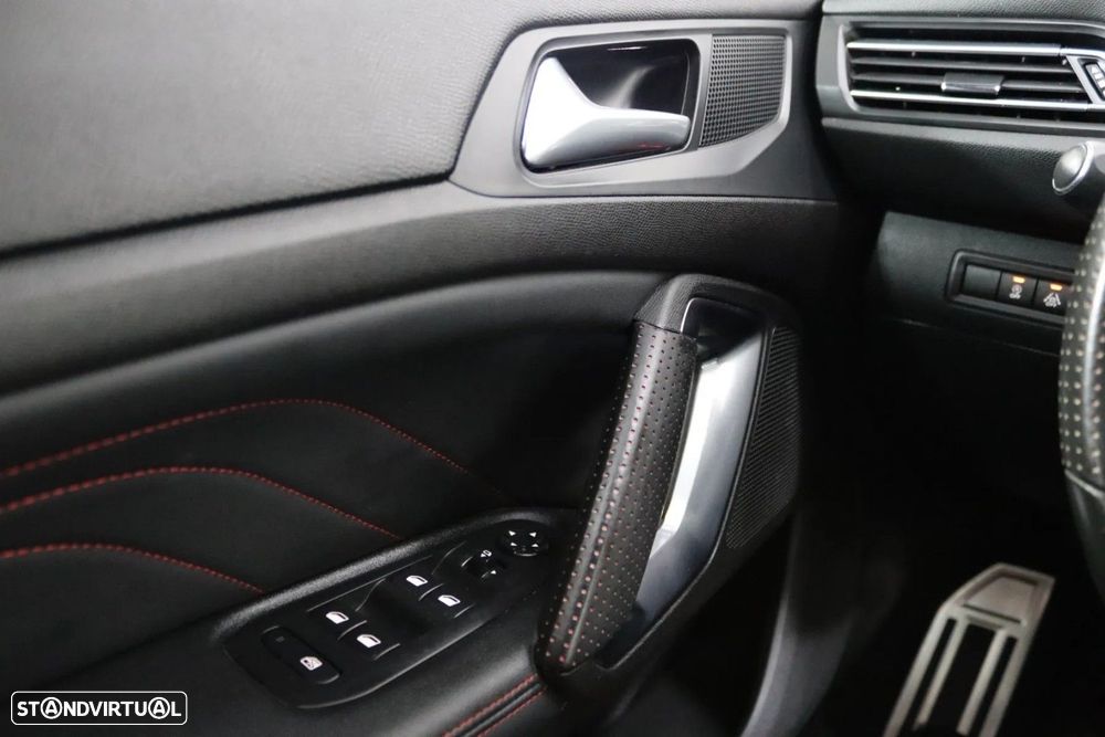 Peugeot 308 1.2 PureTech GT Line EAT6 - 15