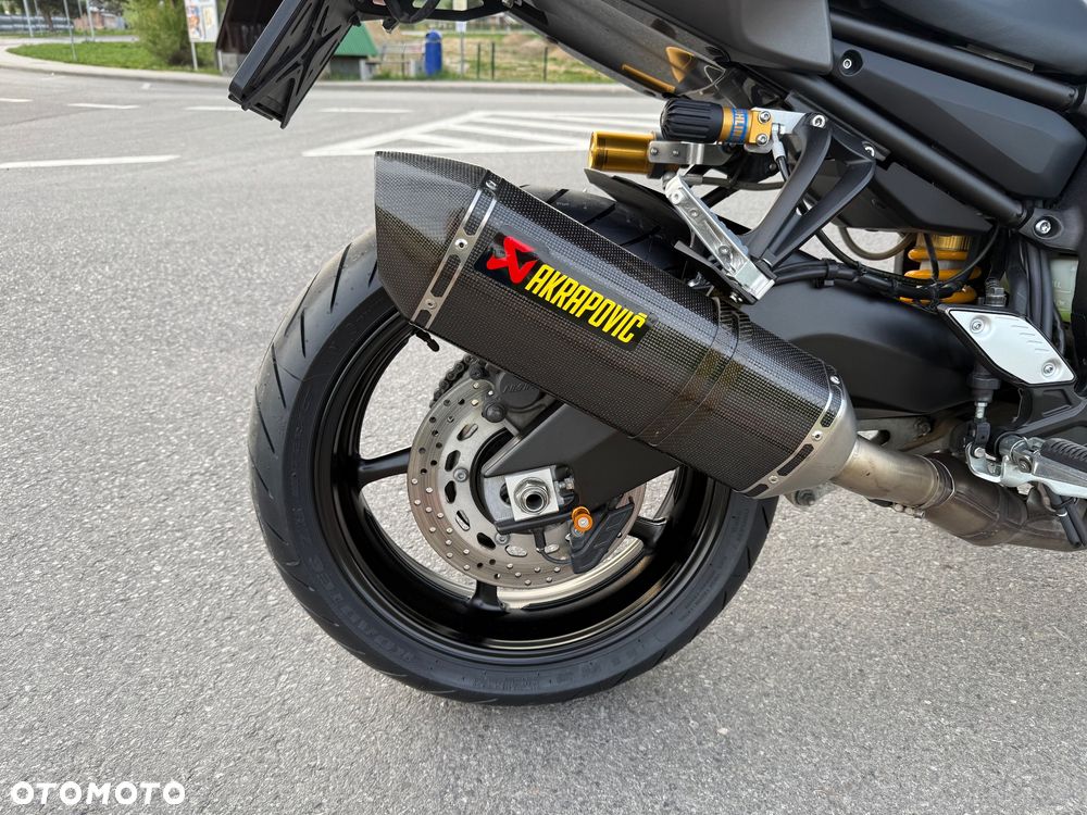 Yamaha FZ8 - 6