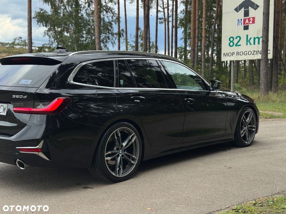 BMW Seria 3 320d Luxury Line Purity sport - 12