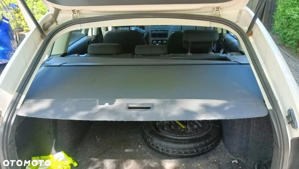 Skoda Octavia 1.6 Combi Classic - 4