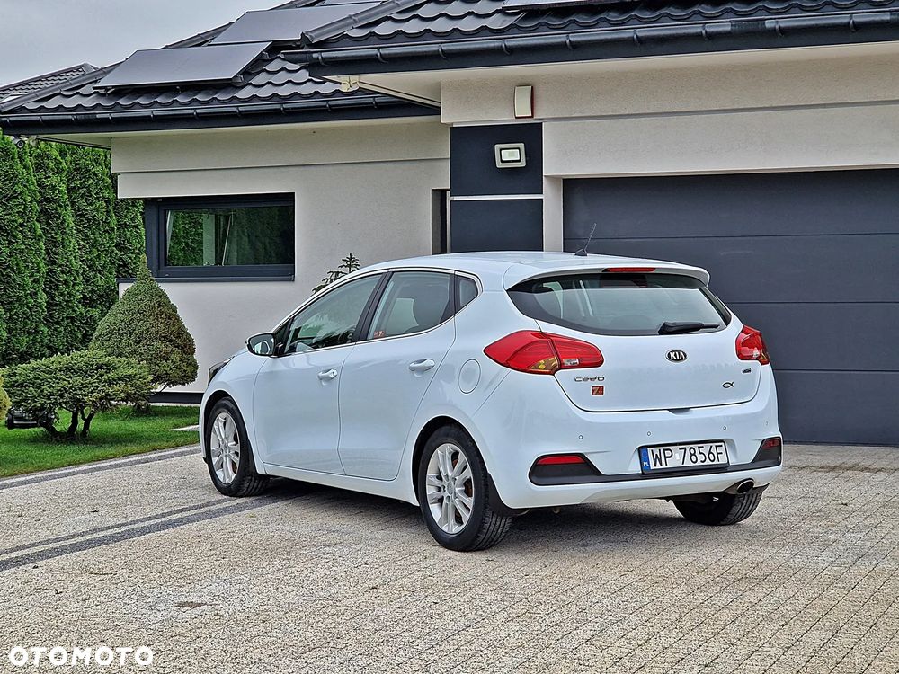Kia Ceed 1.6 Crdi M Euro2012 - 20