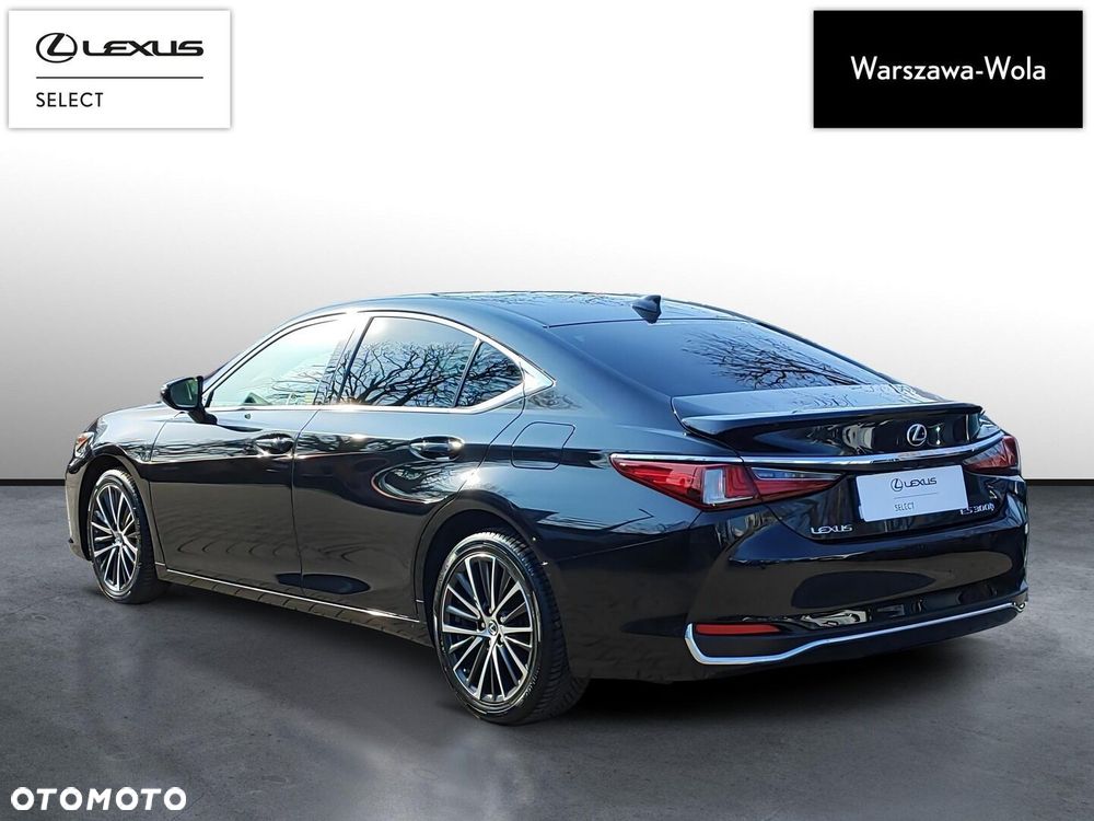 Lexus ES 300h Business Edition - 5