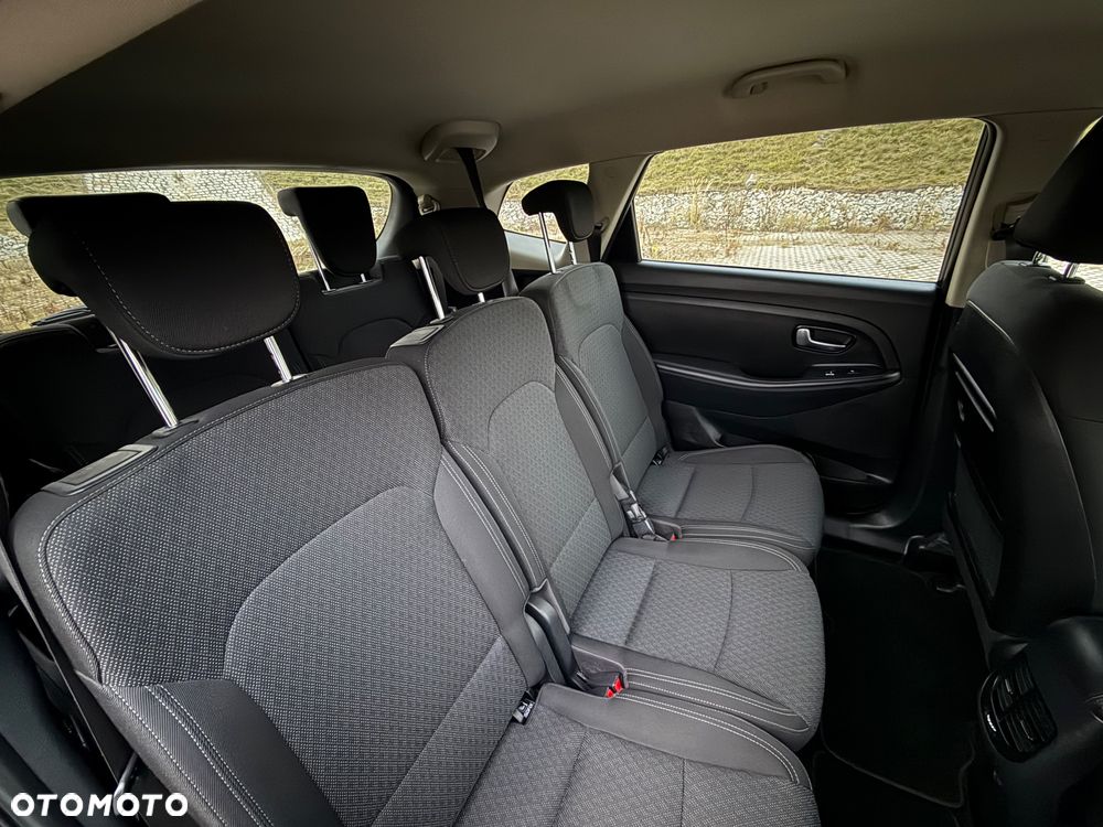 Kia Carens 1.6 GDI Edition 7 - 14