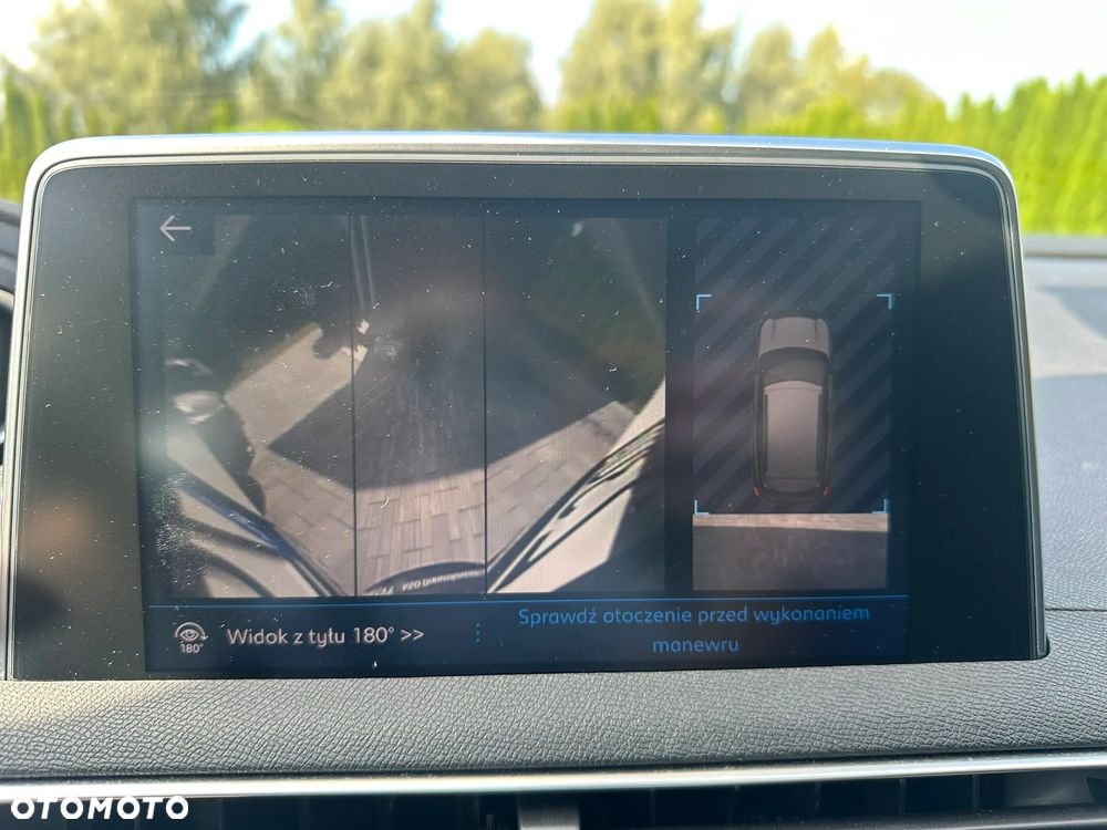 Peugeot 3008 PureTech 130 Stop & Start GPF Allure Business-Paket - 32