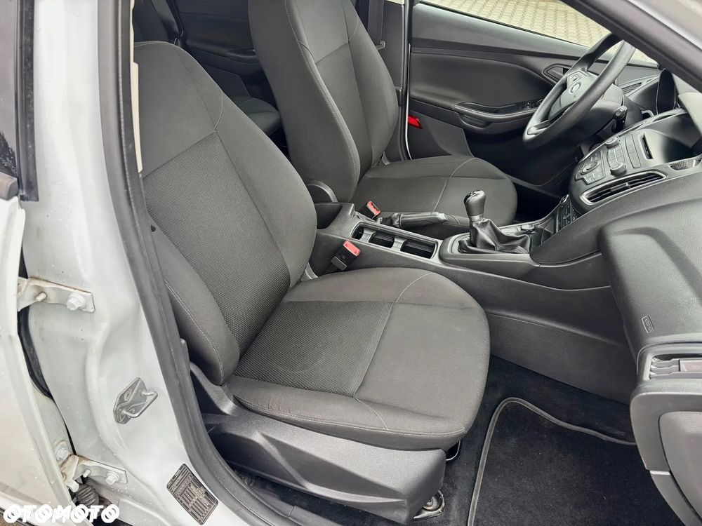 Ford Focus 1.0 EcoBoost Edition - 17
