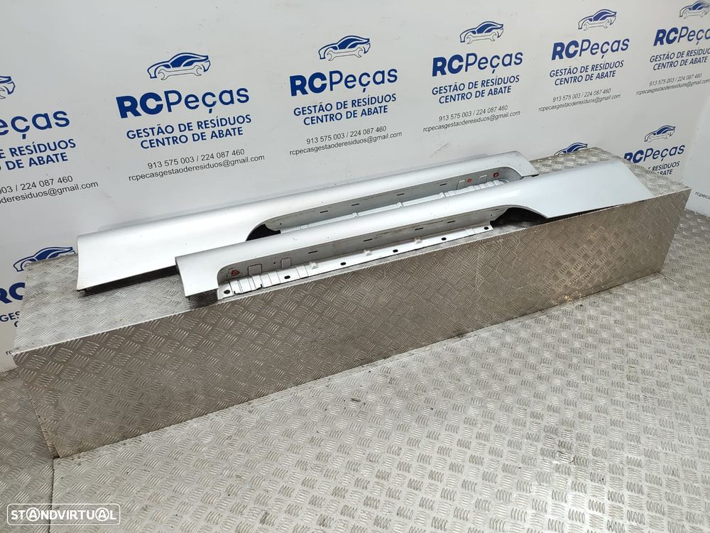 Conjunto Embaladeiras Esquerda Direita Audi TT MK2 8J S-Line 2004 - 2011 Original - 8