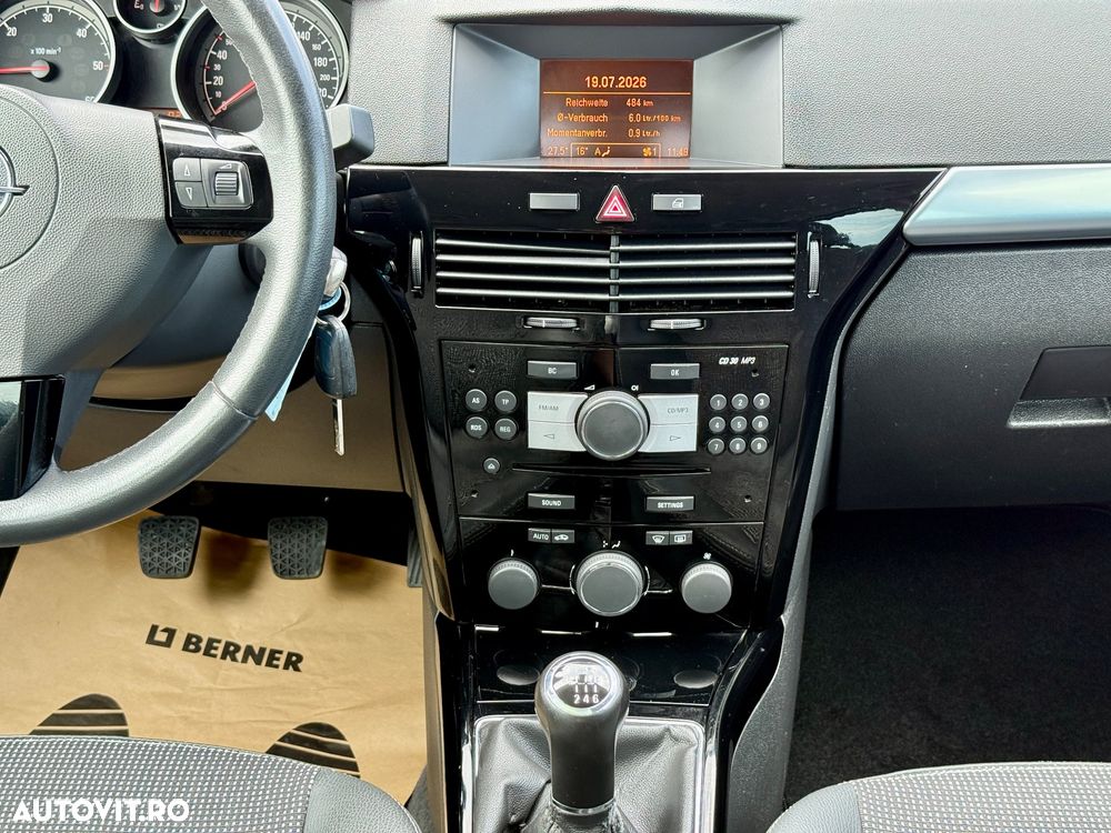 Opel Astra 1.7 CDTI DPF (119g) Innovation - 17