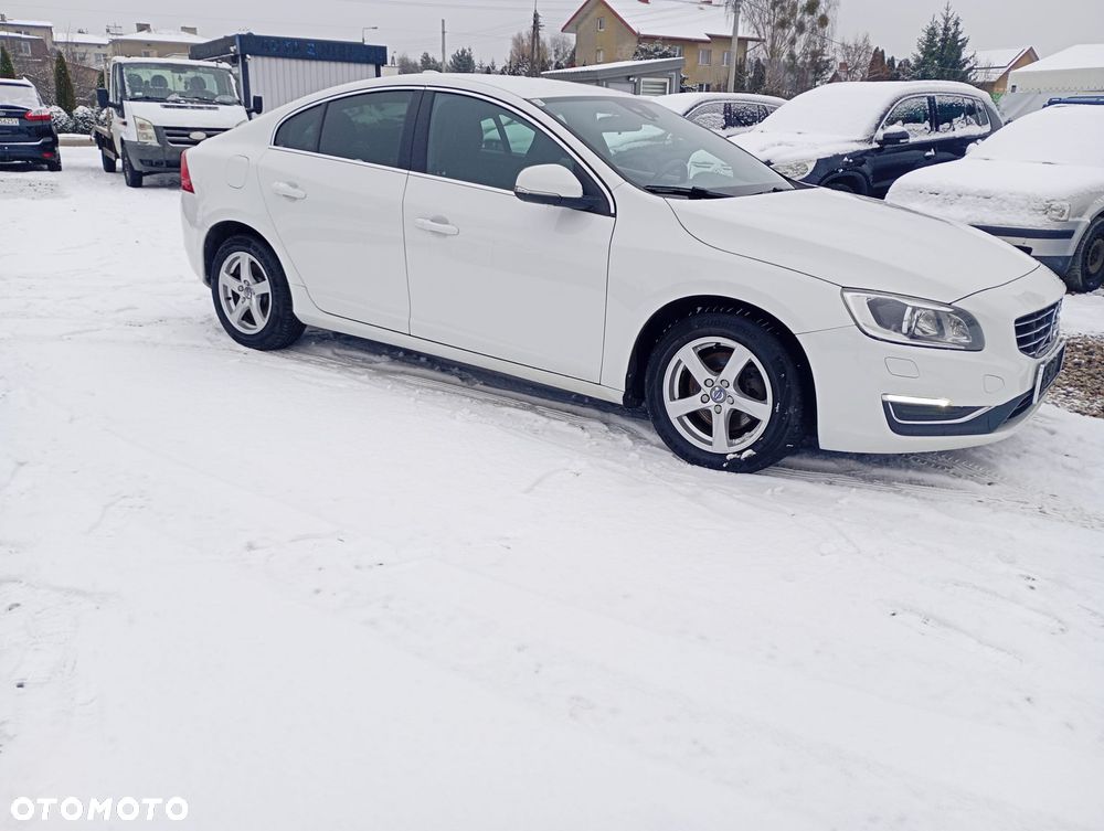 Volvo S60 D3 Drive-E Dynamic Edition (Momentum) - 30