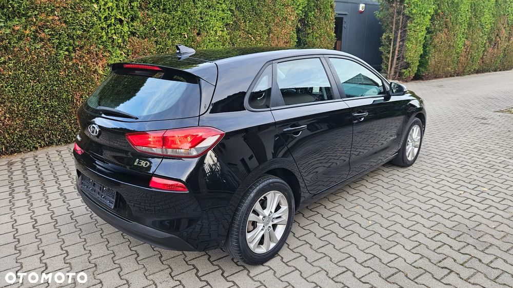 Hyundai i30 1.4 Trend - 10