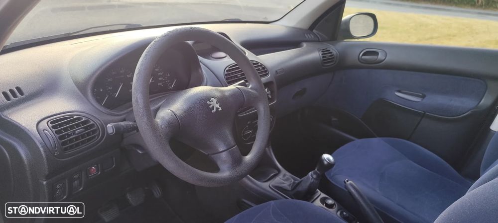 Peugeot 206 1.1 XR - 12