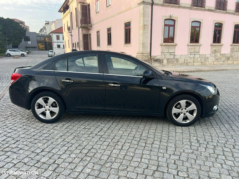 Chevrolet Cruze 2.0 LT - 4