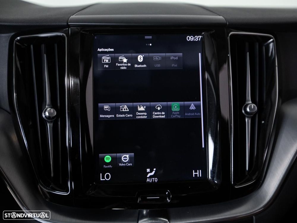 Volvo XC 60 2.0 T8 PHEV Momentum Plus AWD - 30