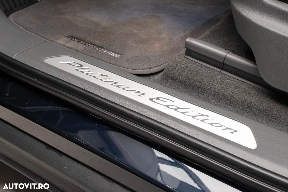 Porsche Cayenne - 13