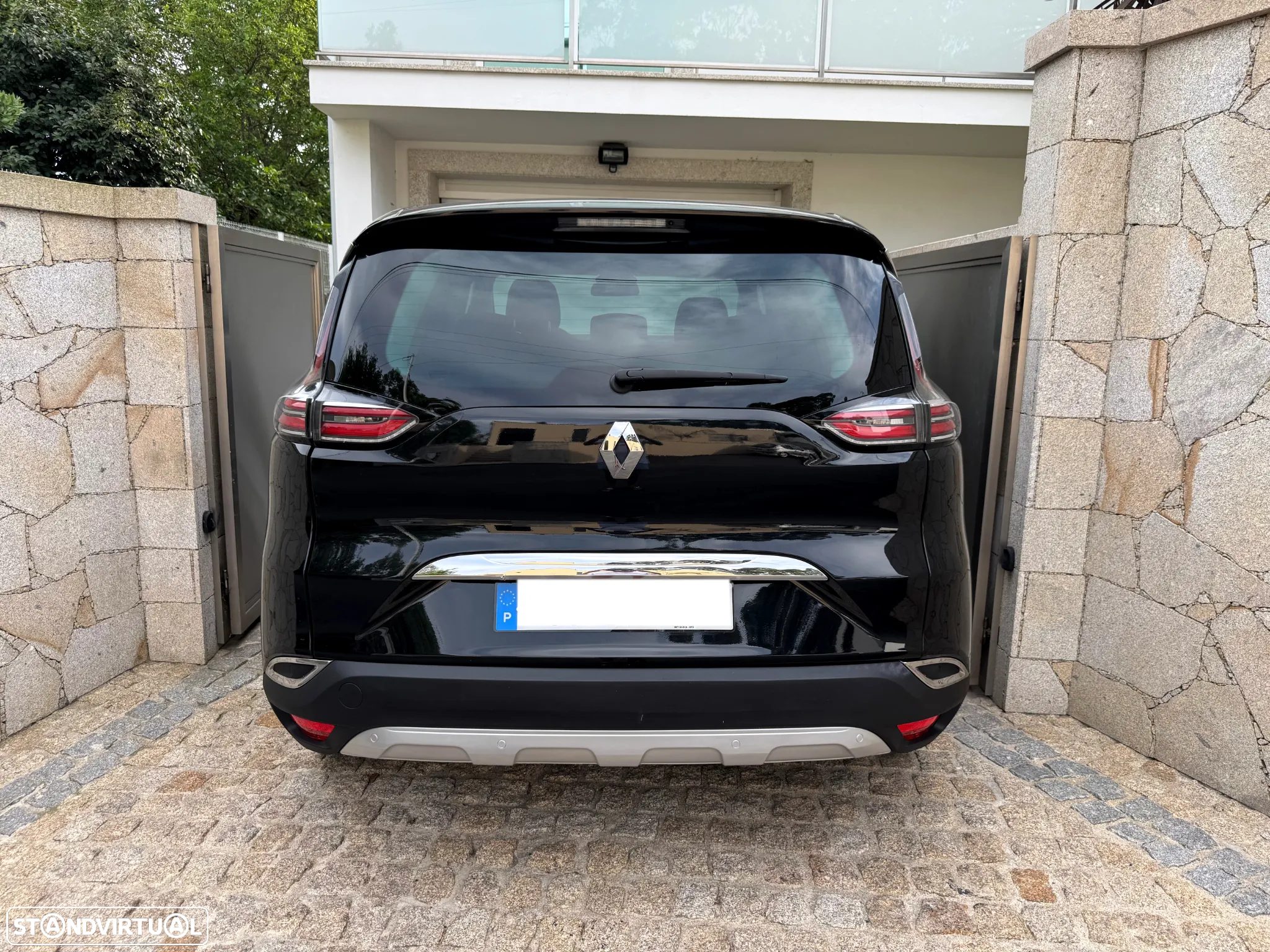 Renault Espace 1.6 dCi Initiale Paris EDC - 10