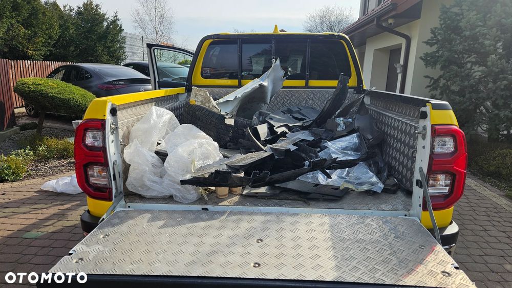 Toyota Hilux 2.8 D-4D Double Cab SR5 4x4 - 27