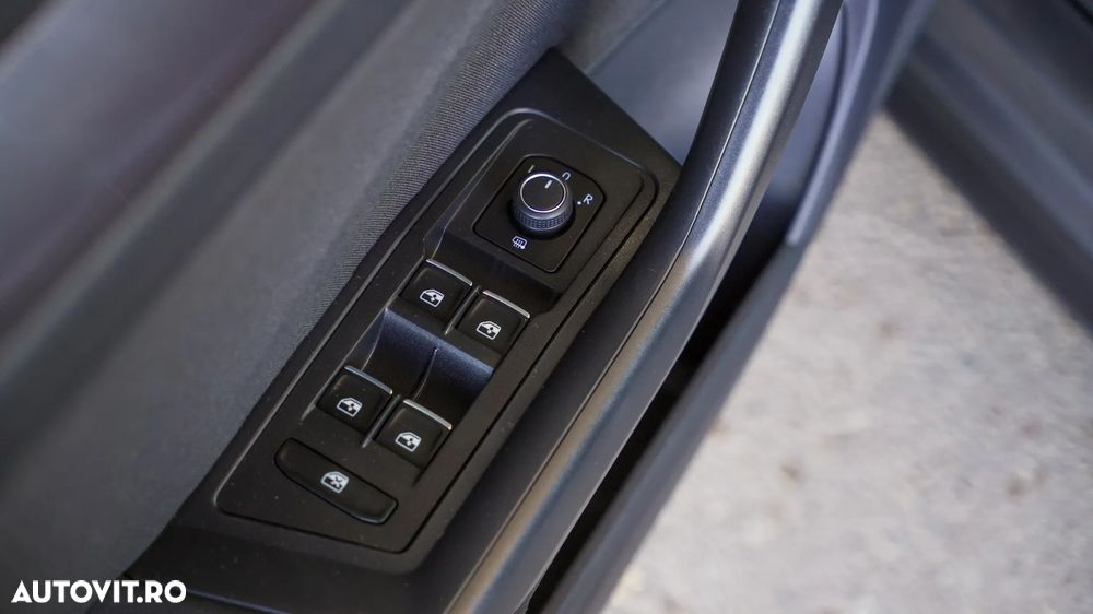 Volkswagen T-ROC 2.0 TDI DSG Design - 22
