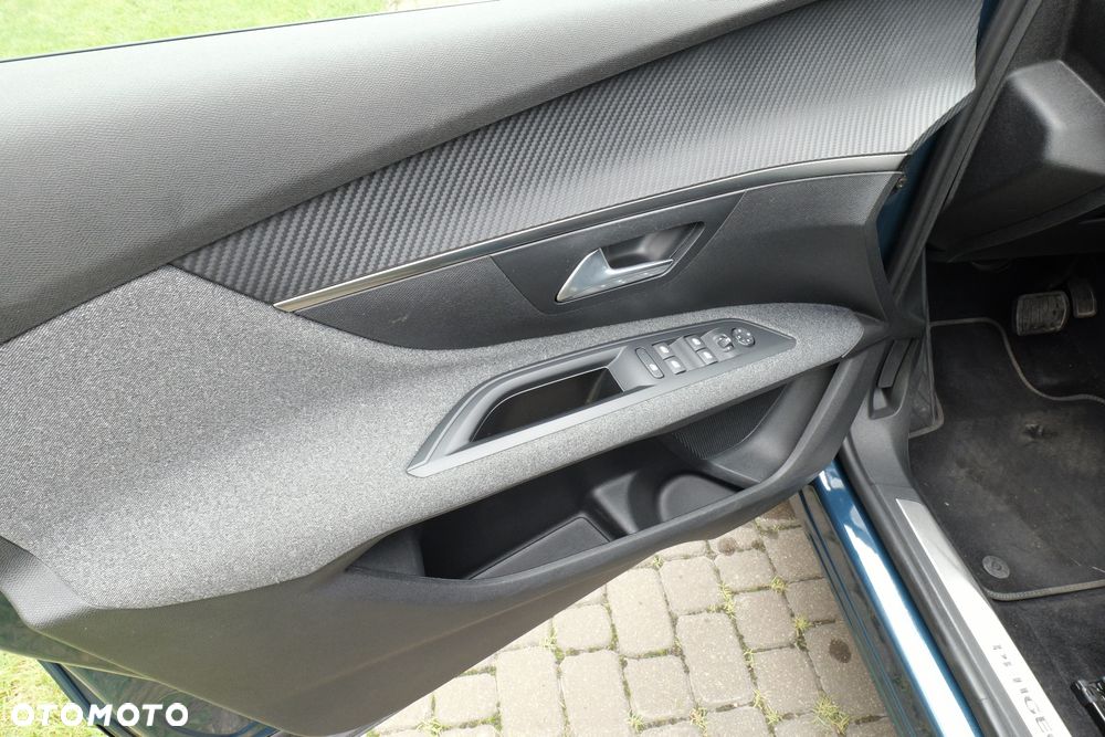 Peugeot 5008 1.5 BlueHDi Allure Pack S&S EAT8 - 13