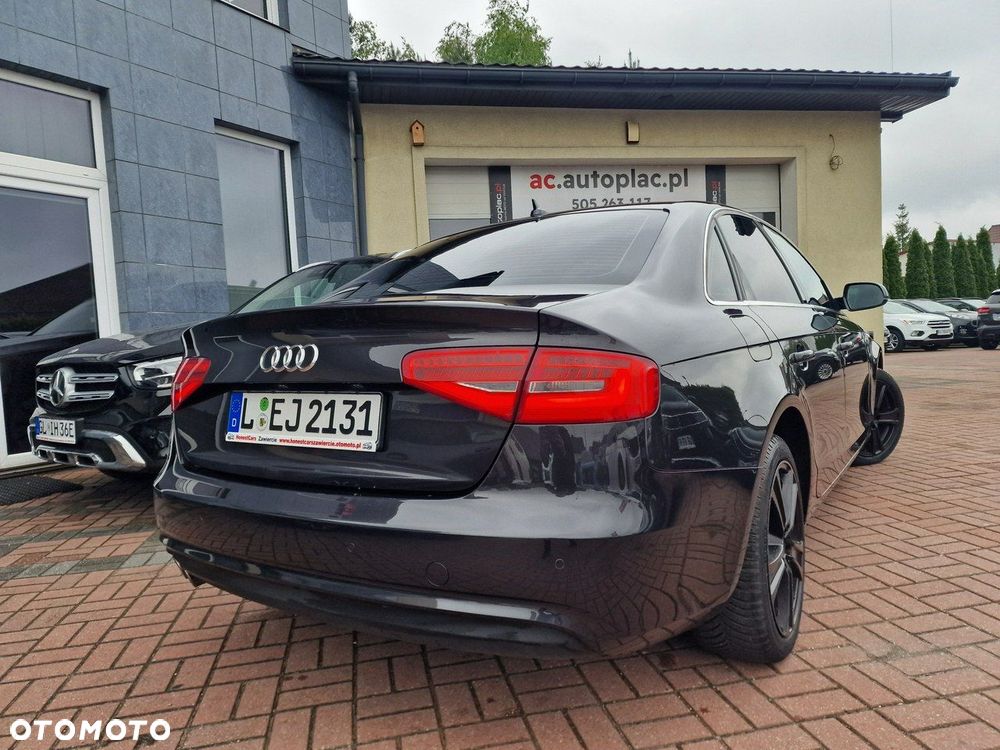 Audi A4 Limousine 1.8 TFSI Ambiente - 16