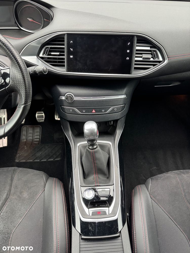 Peugeot 308 PureTech 263 Stop & Start GTi by Sport - 16