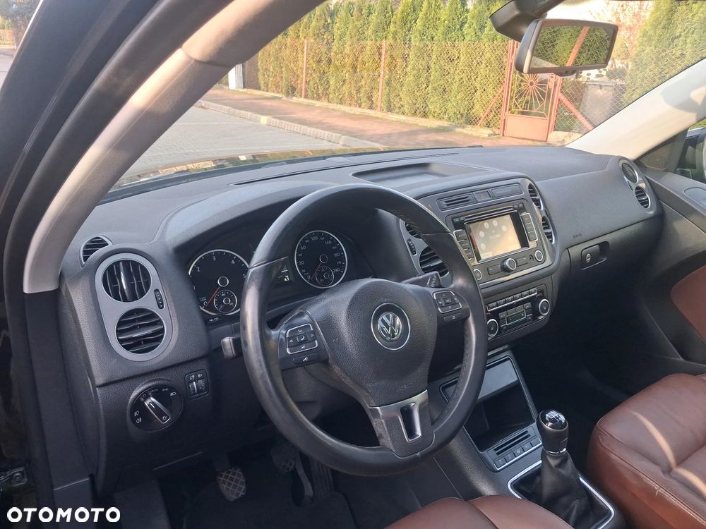 Volkswagen Tiguan 2.0 TDI Perfectline - 23