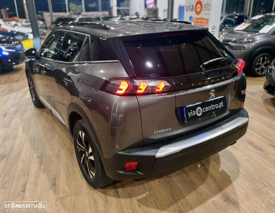 Peugeot 2008 1.2 PureTech Allure Pack - 2